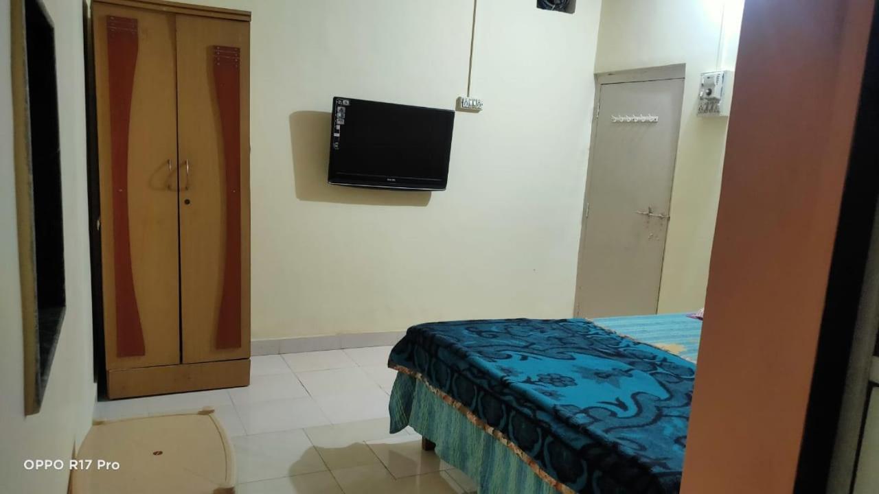 Chintamani Home Stay Chiplun Ngoại thất bức ảnh